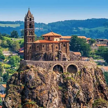 Daire Duplex Sur Les Toits Du Puy